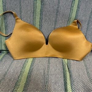 NWOT Soma Nude Wireless Push Up Bra, 34D